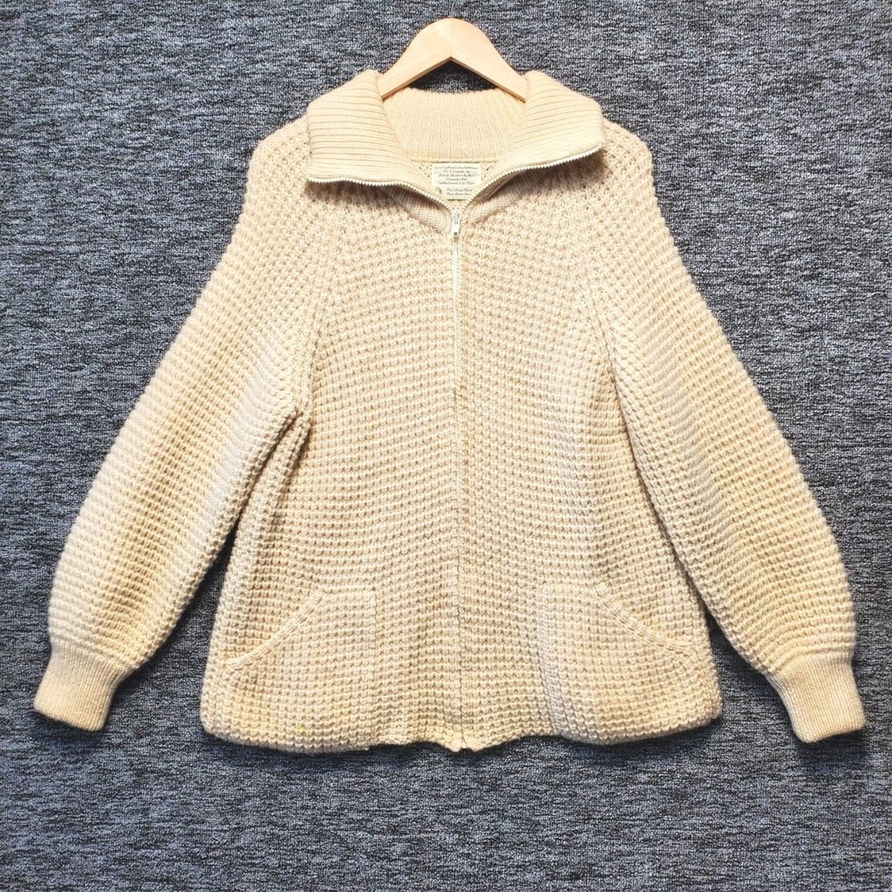 VTG British Woolen Knitters Canada Hand Crafted Pure Virgin Wool Sweater M Cream